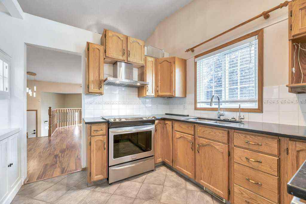 MLS® A2222216 - 41 Millbank Bay SW in Millrise Calgary, Residential
