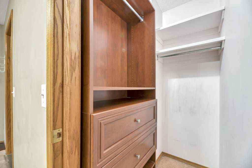 MLS® A2222216 - 41 Millbank Bay SW in Millrise Calgary, Residential