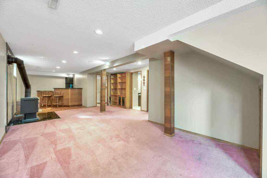 MLS® A2222216 - 41 Millbank Bay SW in Millrise Calgary, Residential