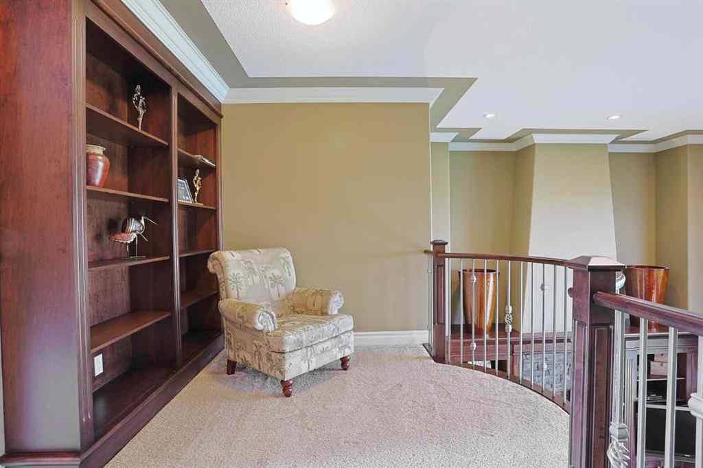 MLS® A2222296 - 117 Rockcliff Bay NW in Rocky Ridge Calgary, Residential