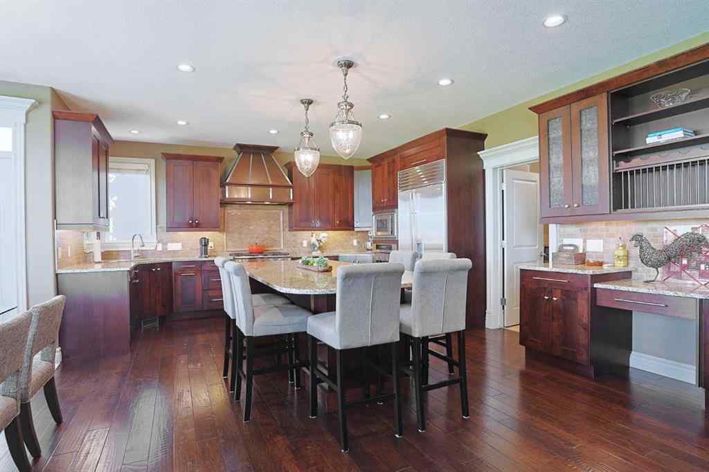 MLS® A2222296 - 117 Rockcliff Bay NW in Rocky Ridge Calgary, Residential