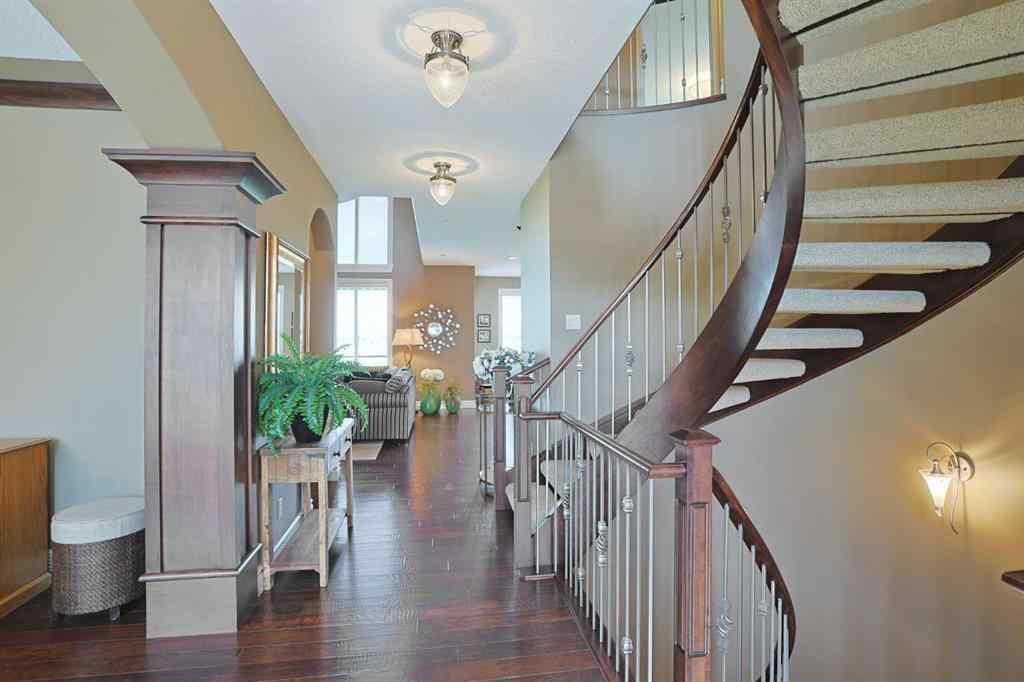 MLS® A2222296 - 117 Rockcliff Bay NW in Rocky Ridge Calgary, Residential