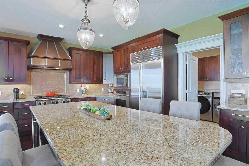 MLS® A2222296 - 117 Rockcliff Bay NW in Rocky Ridge Calgary, Residential