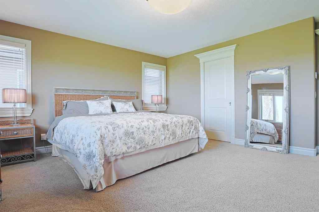 MLS® A2222296 - 117 Rockcliff Bay NW in Rocky Ridge Calgary, Residential