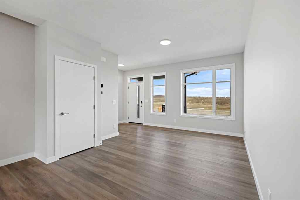 MLS® A2222346 - 7071 Rangeview Avenue SE in Rangeview Calgary, Residential