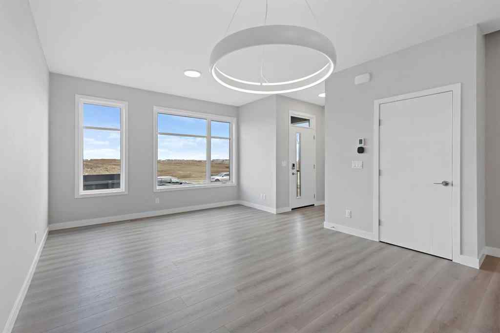 MLS® A2222351 - 7075 Rangeview Avenue SE in Rangeview Calgary, Residential