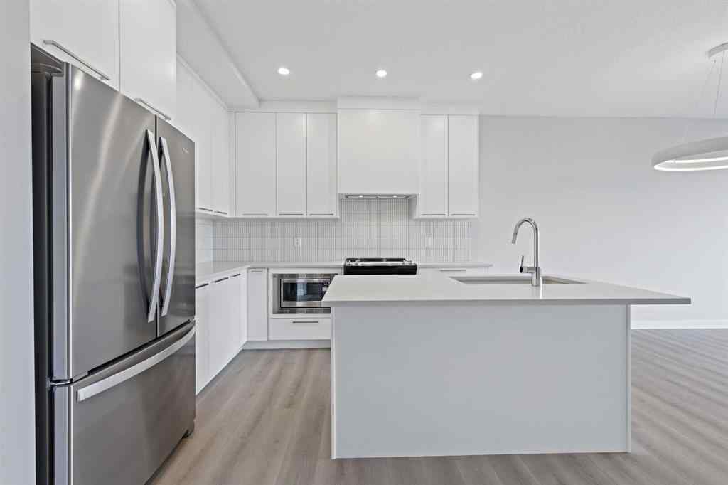MLS® A2222351 - 7075 Rangeview Avenue SE in Rangeview Calgary, Residential