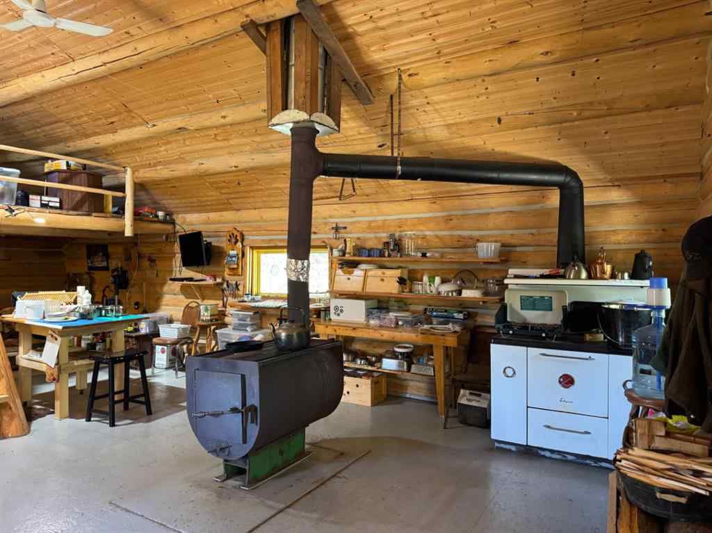 MLS® A2222367 -  Se 21 84 3 W6   in NONE Rural Clear Hills County, Residential
