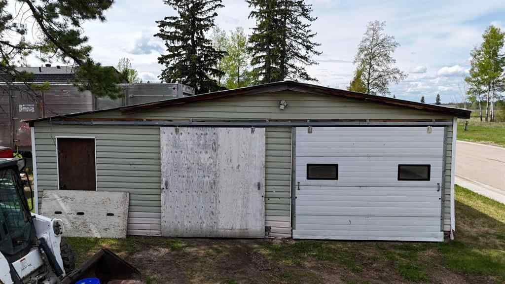 MLS® A2222372 - 5103 51 Ave   in Peers Peers, Residential