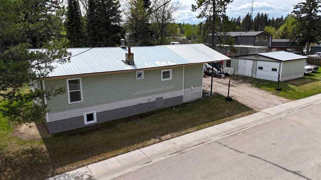 MLS® A2222372 - 5103 51 Ave   in Peers Peers, Residential