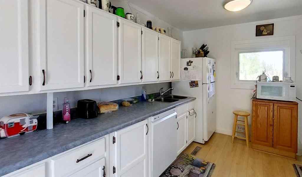 MLS® A2222372 - 5103 51 Ave   in Peers Peers, Residential