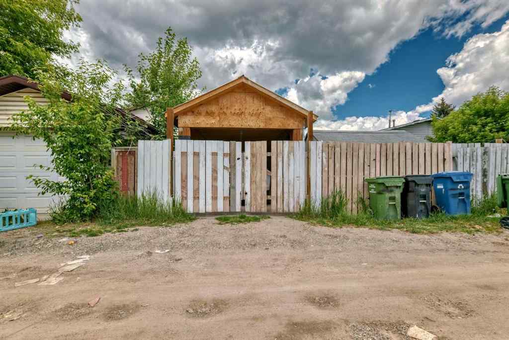 MLS® A2222388 - 83 Whitworth Way NE in Whitehorn Calgary, Residential