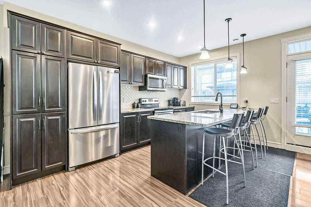 MLS® A2222391 - 237 Savanna Walk NE in Saddle Ridge Calgary, Residential