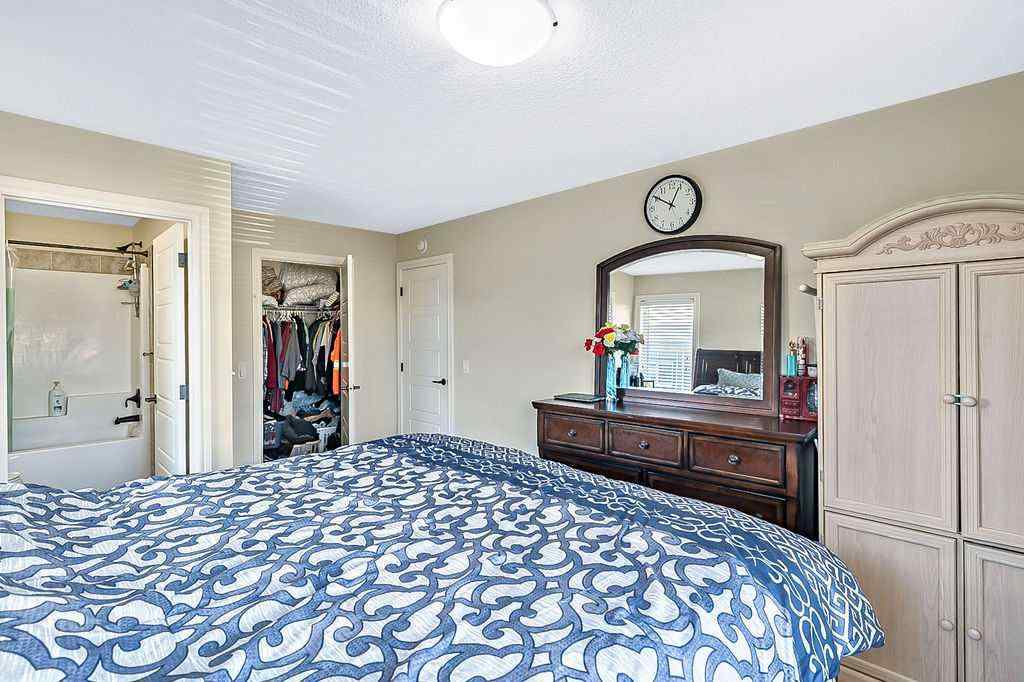MLS® A2222391 - 237 Savanna Walk NE in Saddle Ridge Calgary, Residential
