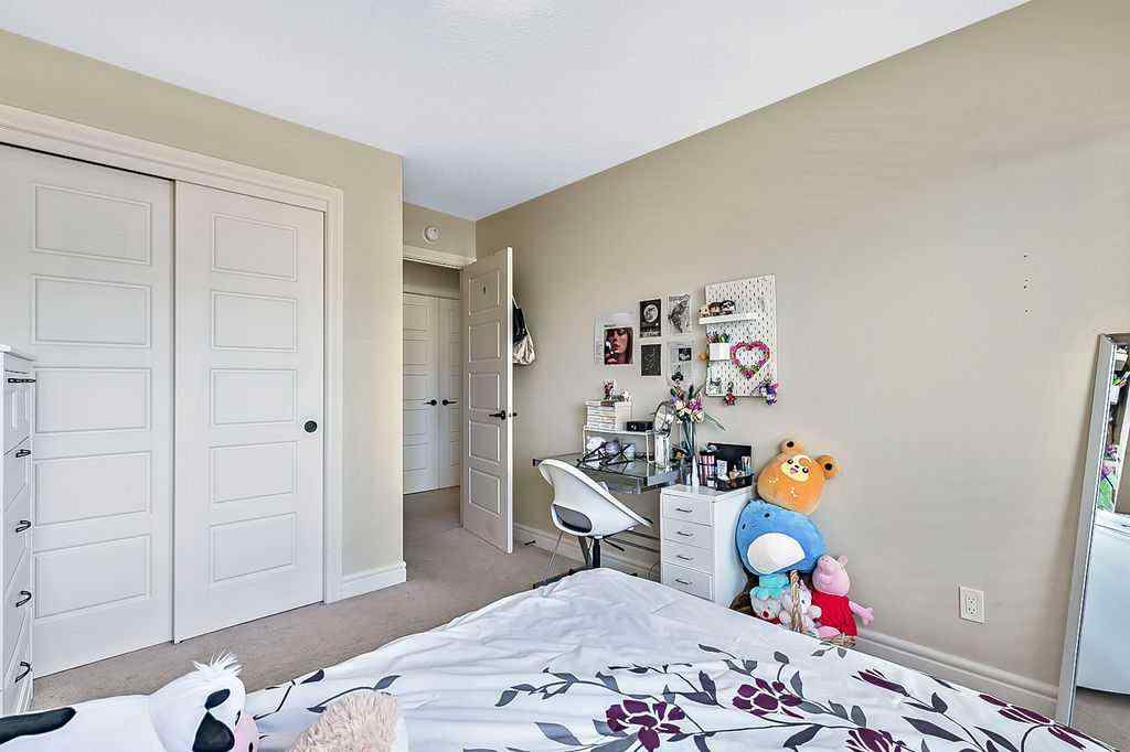 MLS® A2222391 - 237 Savanna Walk NE in Saddle Ridge Calgary, Residential