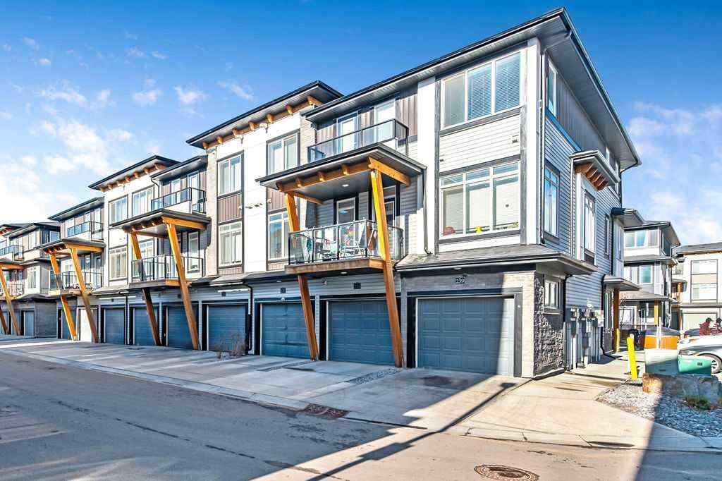 MLS® A2222391 - 237 Savanna Walk NE in Saddle Ridge Calgary, Residential