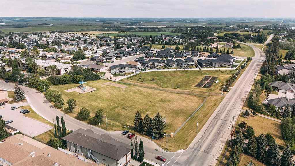 MLS® A2222419 - 2 Meadow Close  in Shepherd Heights Lacombe, Residential