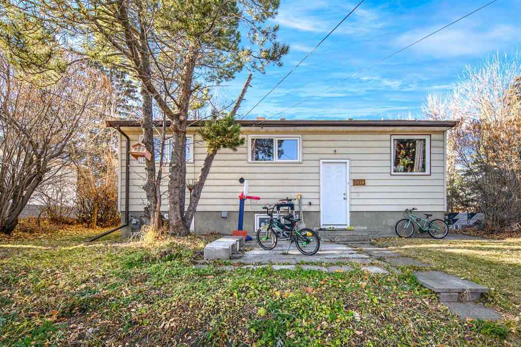MLS® A2222438 - 5424 Thorncliffe Drive NW in Thorncliffe Calgary, Residential