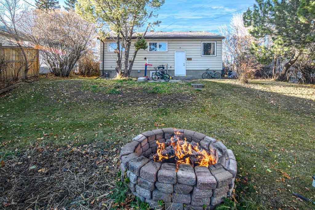 MLS® A2222438 - 5424 Thorncliffe Drive NW in Thorncliffe Calgary, Residential