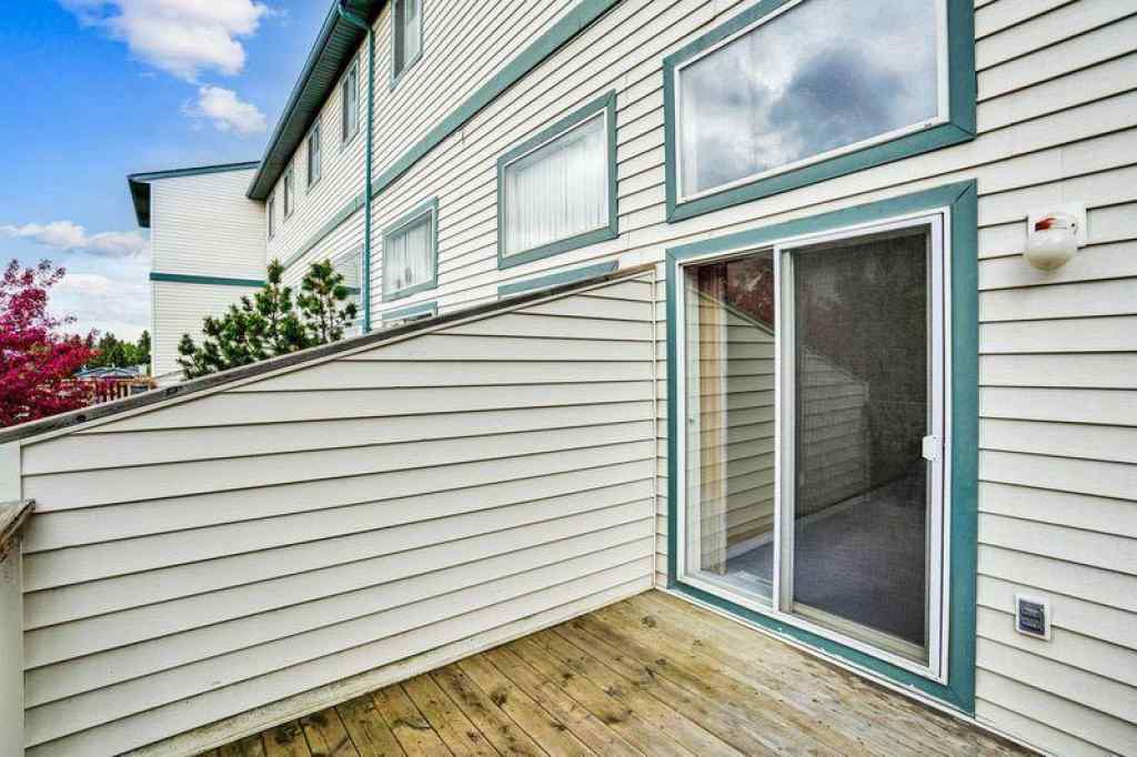 MLS® A2222463 - 226 Anderson Grove SW in Cedarbrae Calgary, Residential