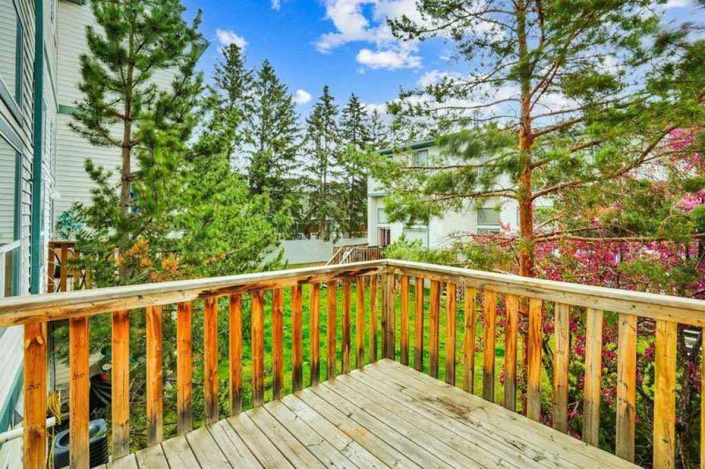 MLS® A2222463 - 226 Anderson Grove SW in Cedarbrae Calgary, Residential