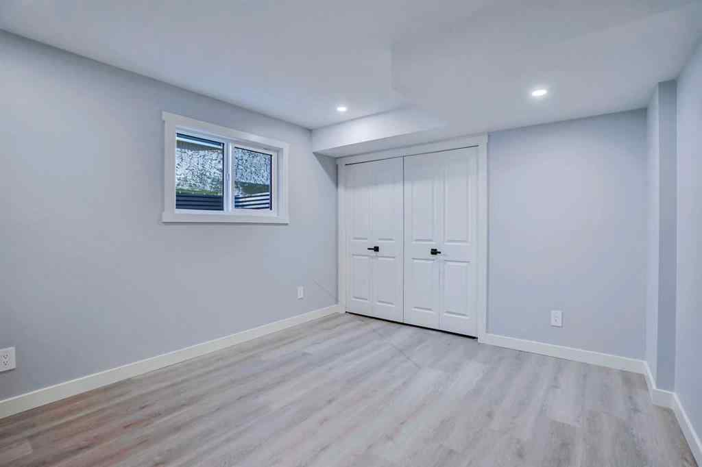 MLS® A2222471 - 194 Woodbriar Circle SW in Woodbine Calgary, Residential
