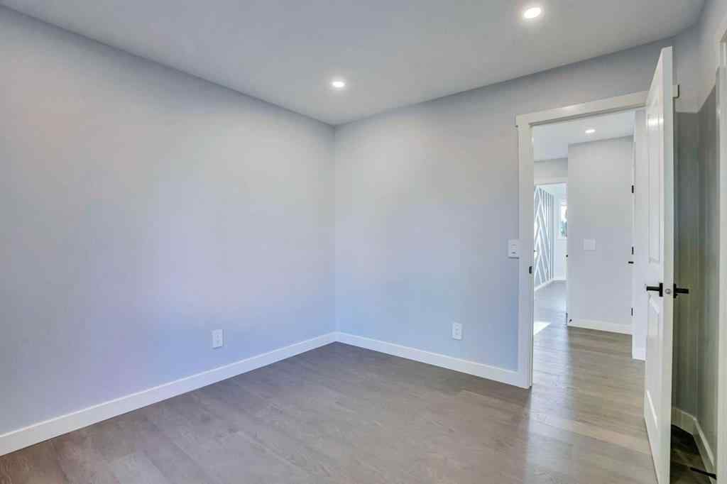 MLS® A2222471 - 194 Woodbriar Circle SW in Woodbine Calgary, Residential