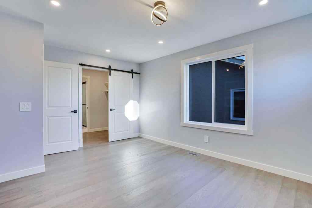 MLS® A2222471 - 194 Woodbriar Circle SW in Woodbine Calgary, Residential