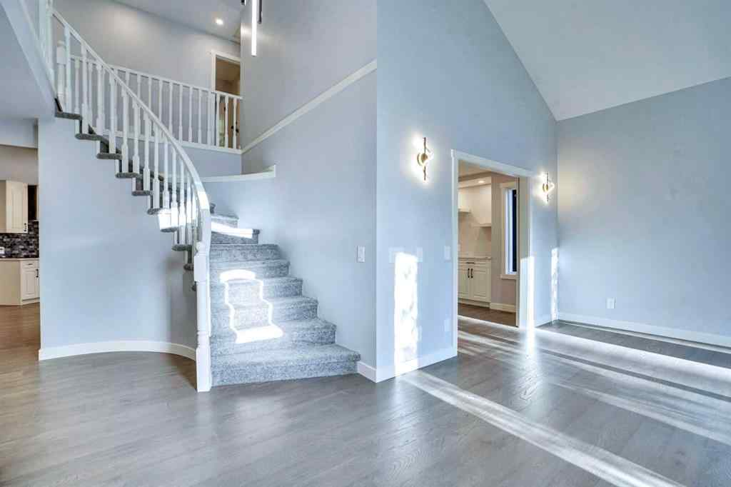 MLS® A2222471 - 194 Woodbriar Circle SW in Woodbine Calgary, Residential