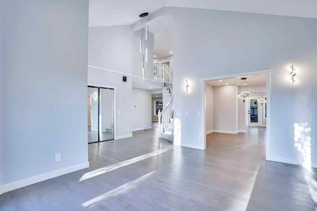 MLS® A2222471 - 194 Woodbriar Circle SW in Woodbine Calgary, Residential