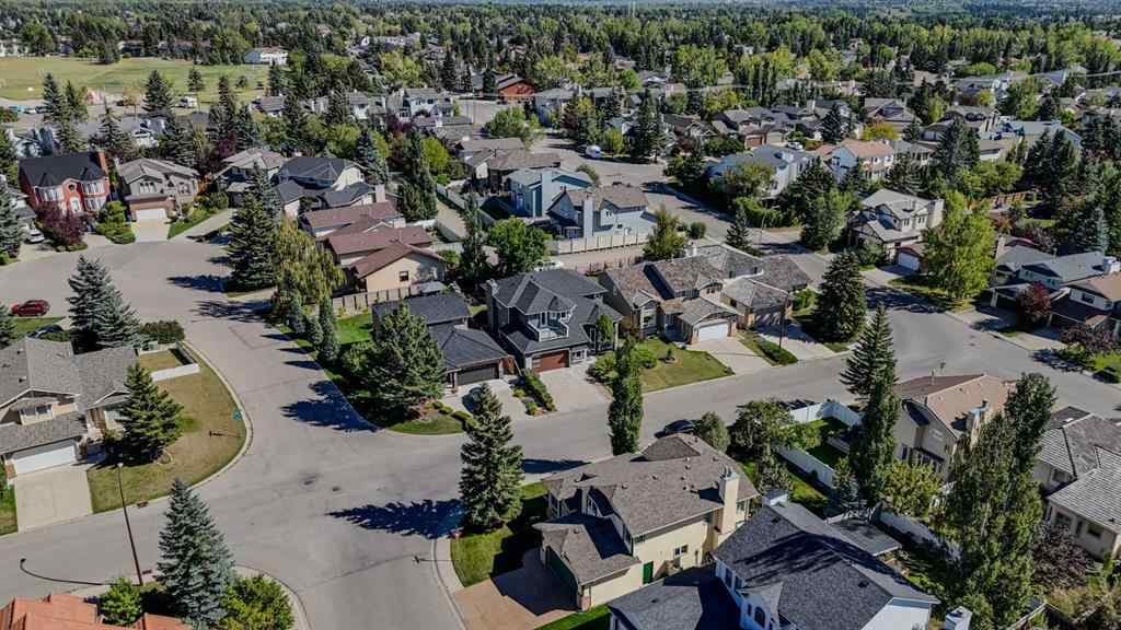 MLS® A2222471 - 194 Woodbriar Circle SW in Woodbine Calgary, Residential