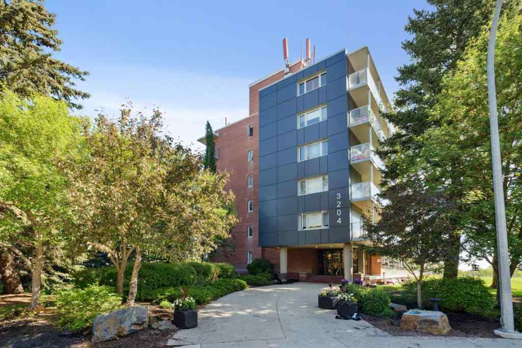 MLS® A2222498 - Unit #303 3204 Rideau Place SW in Rideau Park Calgary, Residential