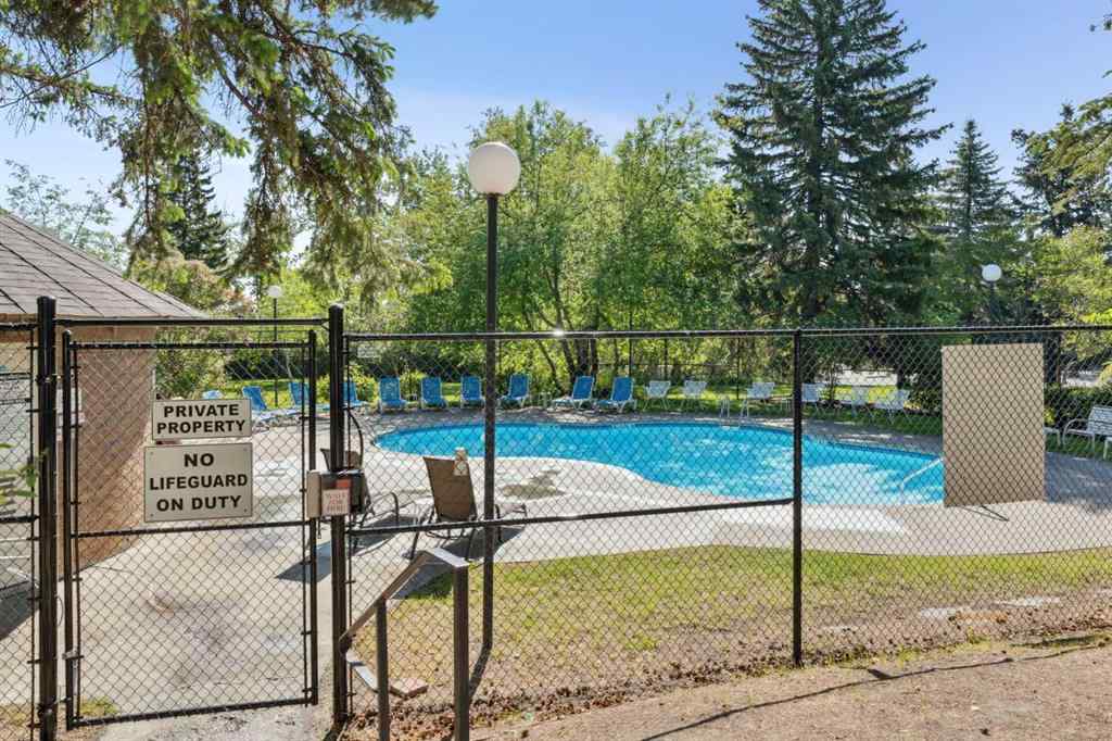 MLS® A2222498 - Unit #303 3204 Rideau Place SW in Rideau Park Calgary, Residential