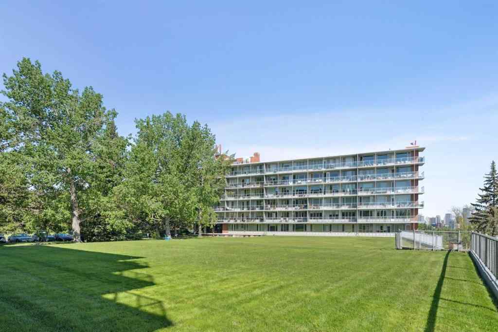 MLS® A2222498 - Unit #303 3204 Rideau Place SW in Rideau Park Calgary, Residential