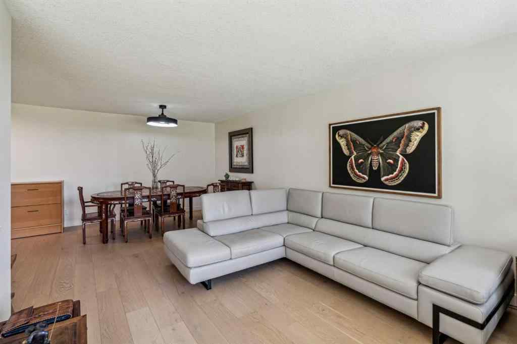 MLS® A2222498 - Unit #303 3204 Rideau Place SW in Rideau Park Calgary, Residential