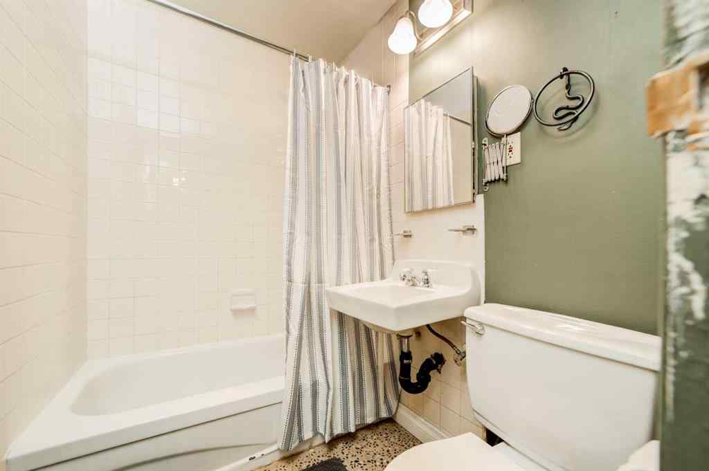 MLS® A2222502 - 610 Chinook Crescent  in NONE Rural Pincher Creek No. 9, M.D. of, Residential