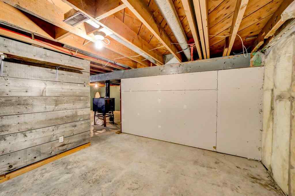 MLS® A2222502 - 610 Chinook Crescent  in NONE Rural Pincher Creek No. 9, M.D. of, Residential