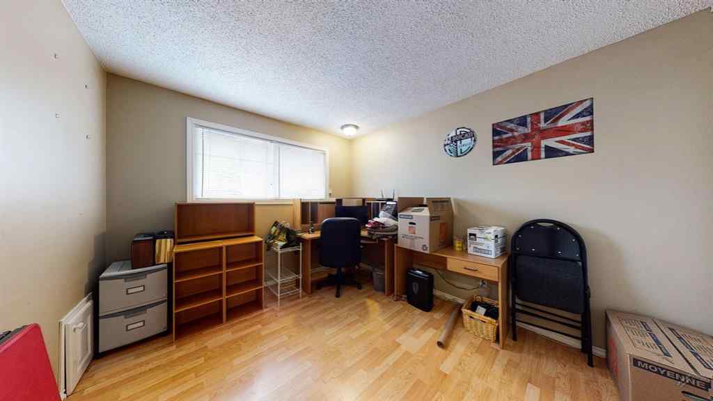 MLS® A2222531 - 7 Valleyview Drive SW in SW Hill Medicine Hat, Residential