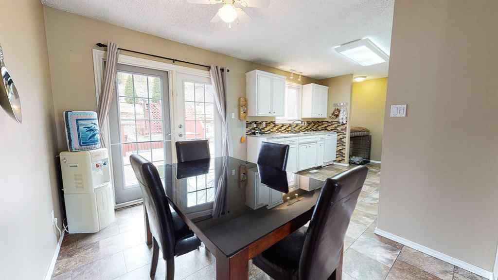 MLS® A2222531 - 7 Valleyview Drive SW in SW Hill Medicine Hat, Residential