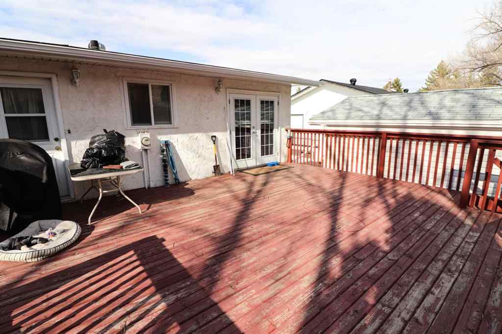 MLS® A2222531 - 7 Valleyview Drive SW in SW Hill Medicine Hat, Residential