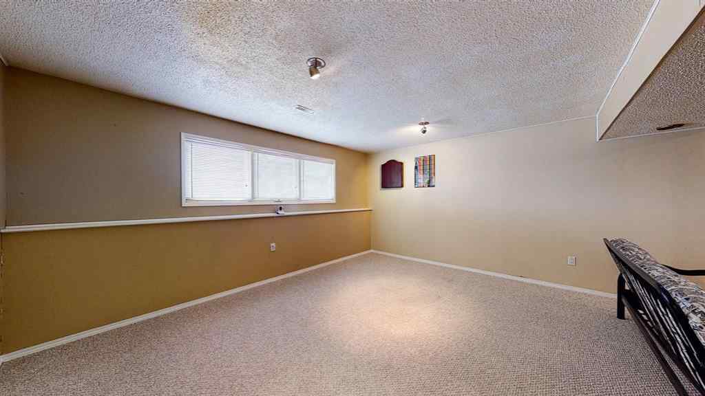 MLS® A2222531 - 7 Valleyview Drive SW in SW Hill Medicine Hat, Residential