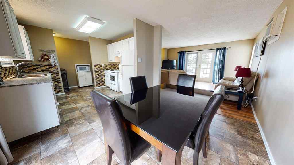 MLS® A2222531 - 7 Valleyview Drive SW in SW Hill Medicine Hat, Residential