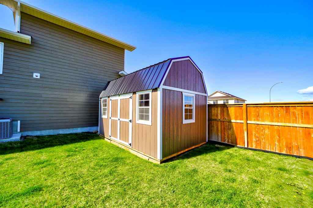 MLS® A2222602 - 1029 Livingston Way  in NONE Pincher Creek, Residential