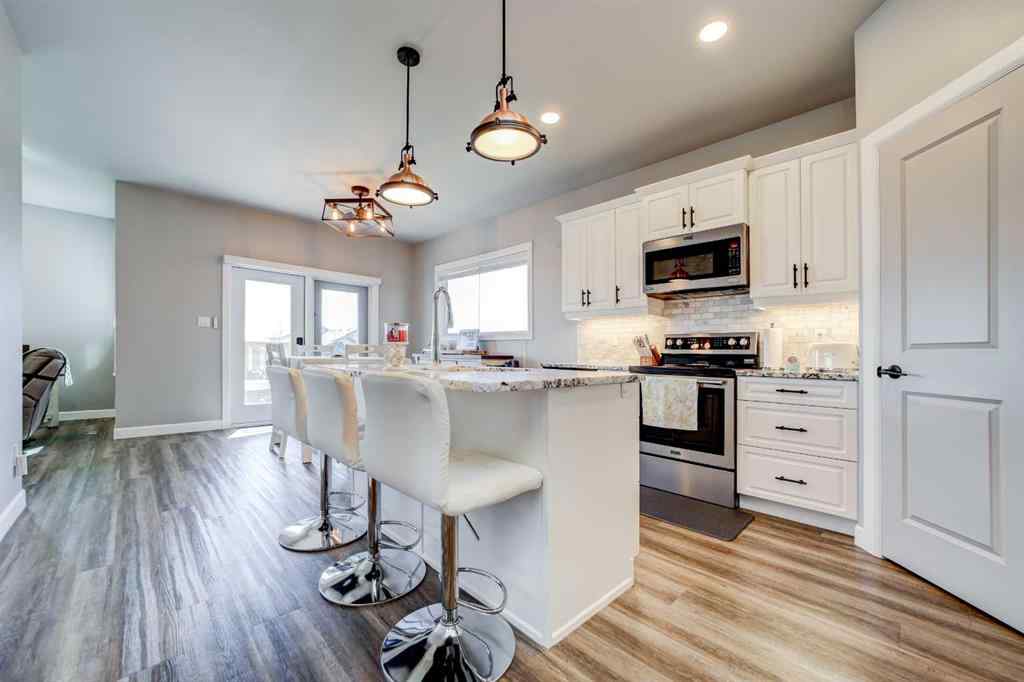MLS® A2222602 - 1029 Livingston Way  in NONE Pincher Creek, Residential