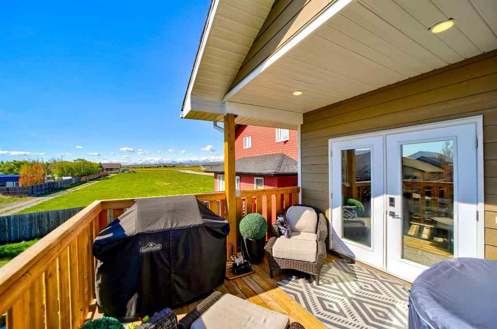 MLS® A2222602 - 1029 Livingston Way  in NONE Pincher Creek, Residential