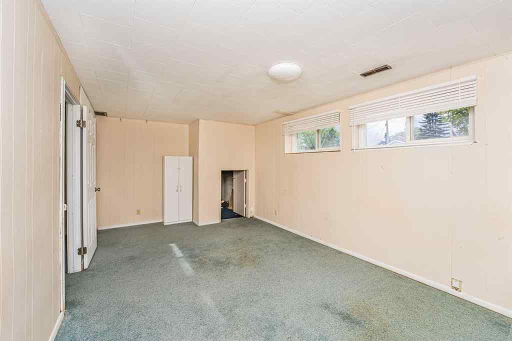 MLS® A2222629 - 7416 Hunterfield Road NW in Huntington Hills Calgary, Residential