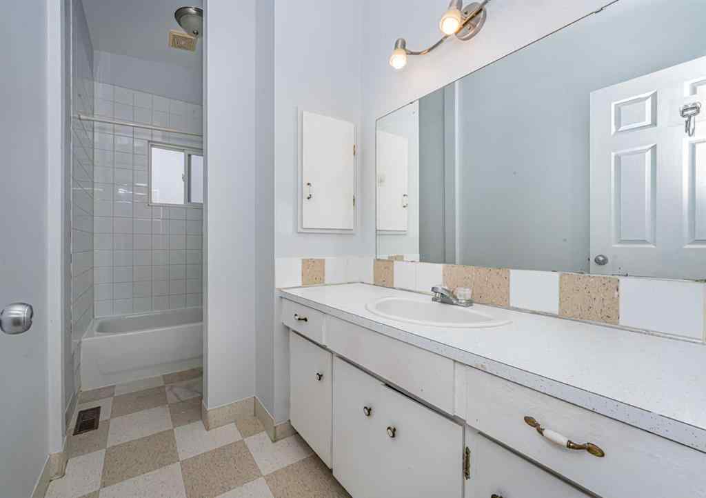 MLS® A2222629 - 7416 Hunterfield Road NW in Huntington Hills Calgary, Residential