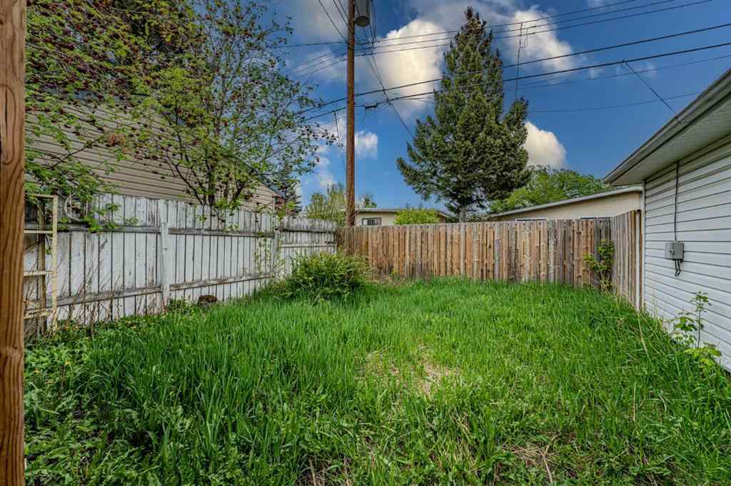 MLS® A2222629 - 7416 Hunterfield Road NW in Huntington Hills Calgary, Residential
