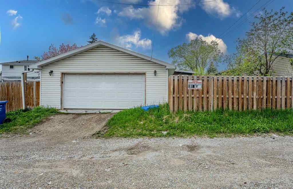 MLS® A2222629 - 7416 Hunterfield Road NW in Huntington Hills Calgary, Residential