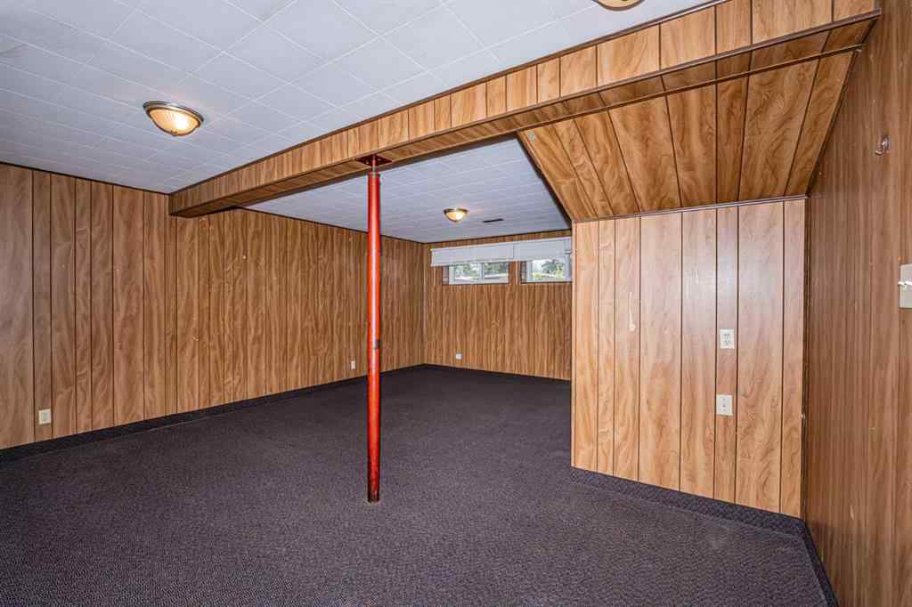 MLS® A2222629 - 7416 Hunterfield Road NW in Huntington Hills Calgary, Residential